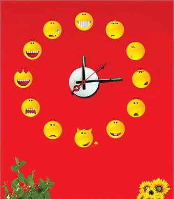 Декоративная наклейка с часами (детская серия) смайлики